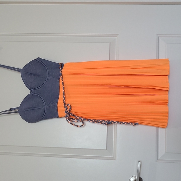 Jessica Simpson belted cocktail dress - Picture 1 of 3